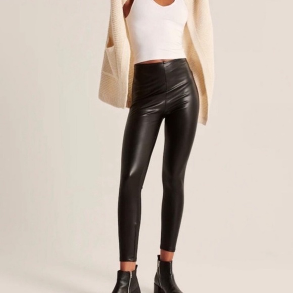 Abercrombie & Fitch Pants - Abercrombie black Vegan Leather Leggings Pants size 0 zipper Back